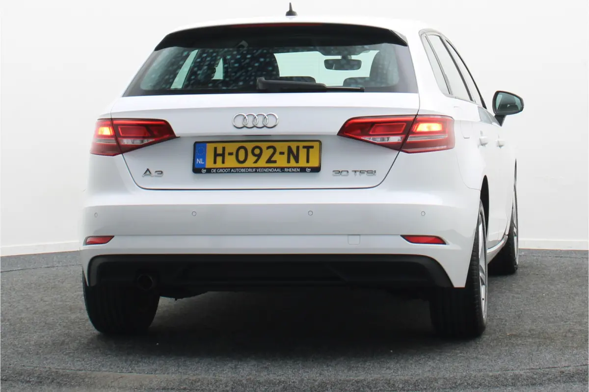 30 TFSI Pro Line Eerste Eigenaar, 5-Deurs, Airco, Cruise, Navigatie, Bluetooth, PDC, 16''