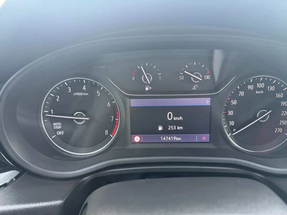 1.5 Turbo Online Edition AUT!!