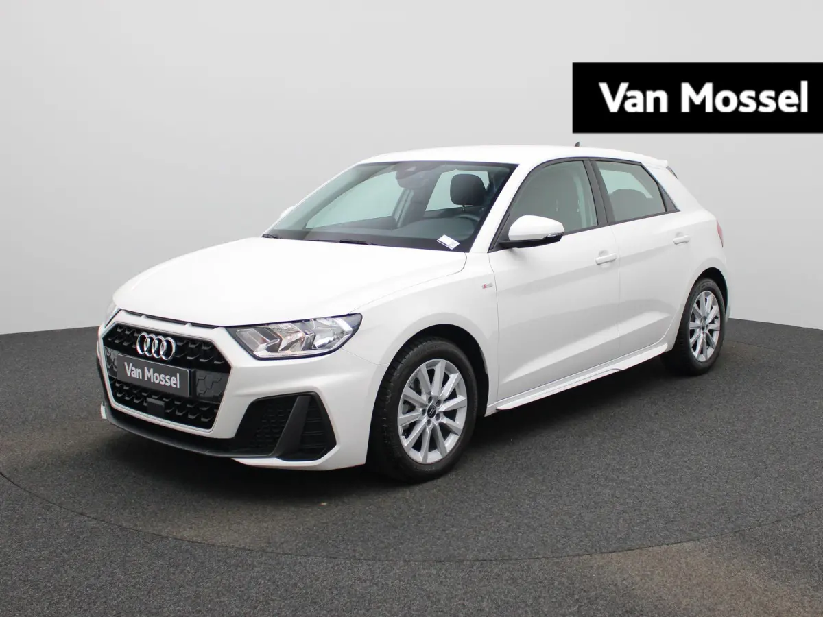 30 TFSI 110 PK | S-line | Apple Carplay | Android Auto | Stoelverwarming | Climate Control | Cruise Control | Lichtmetalen velgen |