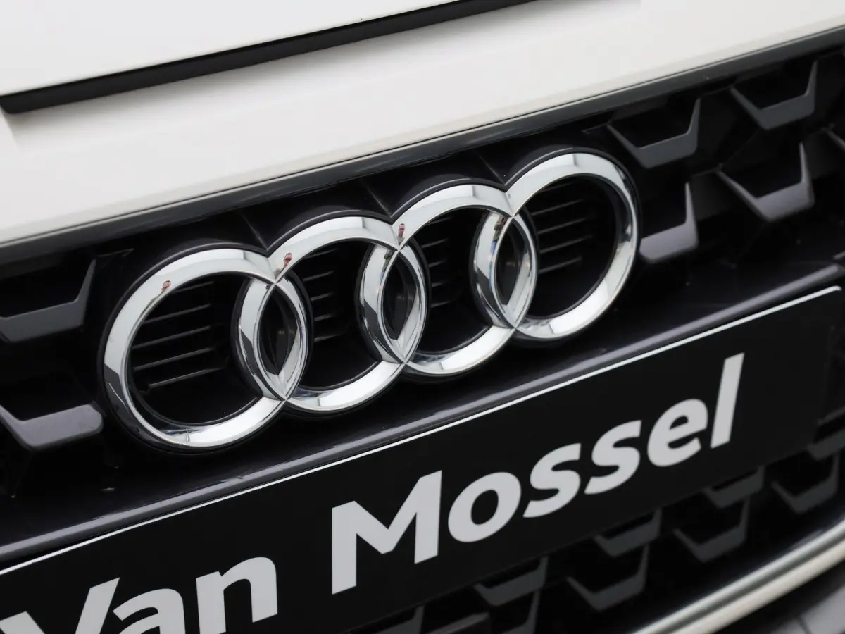 30 TFSI 110 PK | S-line | Apple Carplay | Android Auto | Stoelverwarming | Climate Control | Cruise Control | Lichtmetalen velgen |