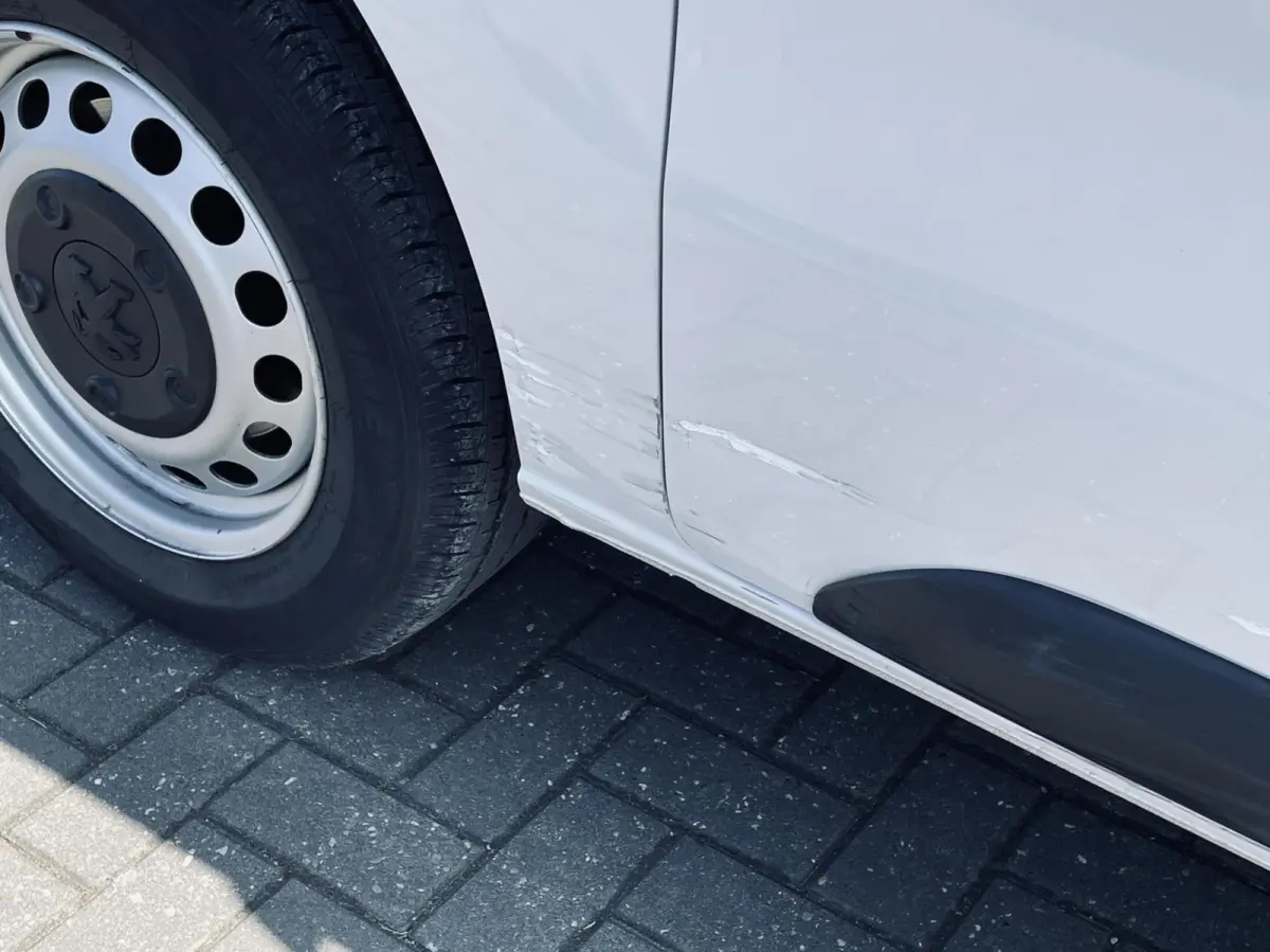 Bestel 2.0 BlueHDI 145 Standard Premium