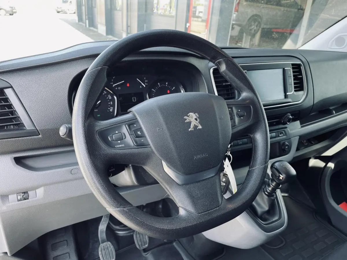 Bestel 2.0 BlueHDI 145 Standard Premium