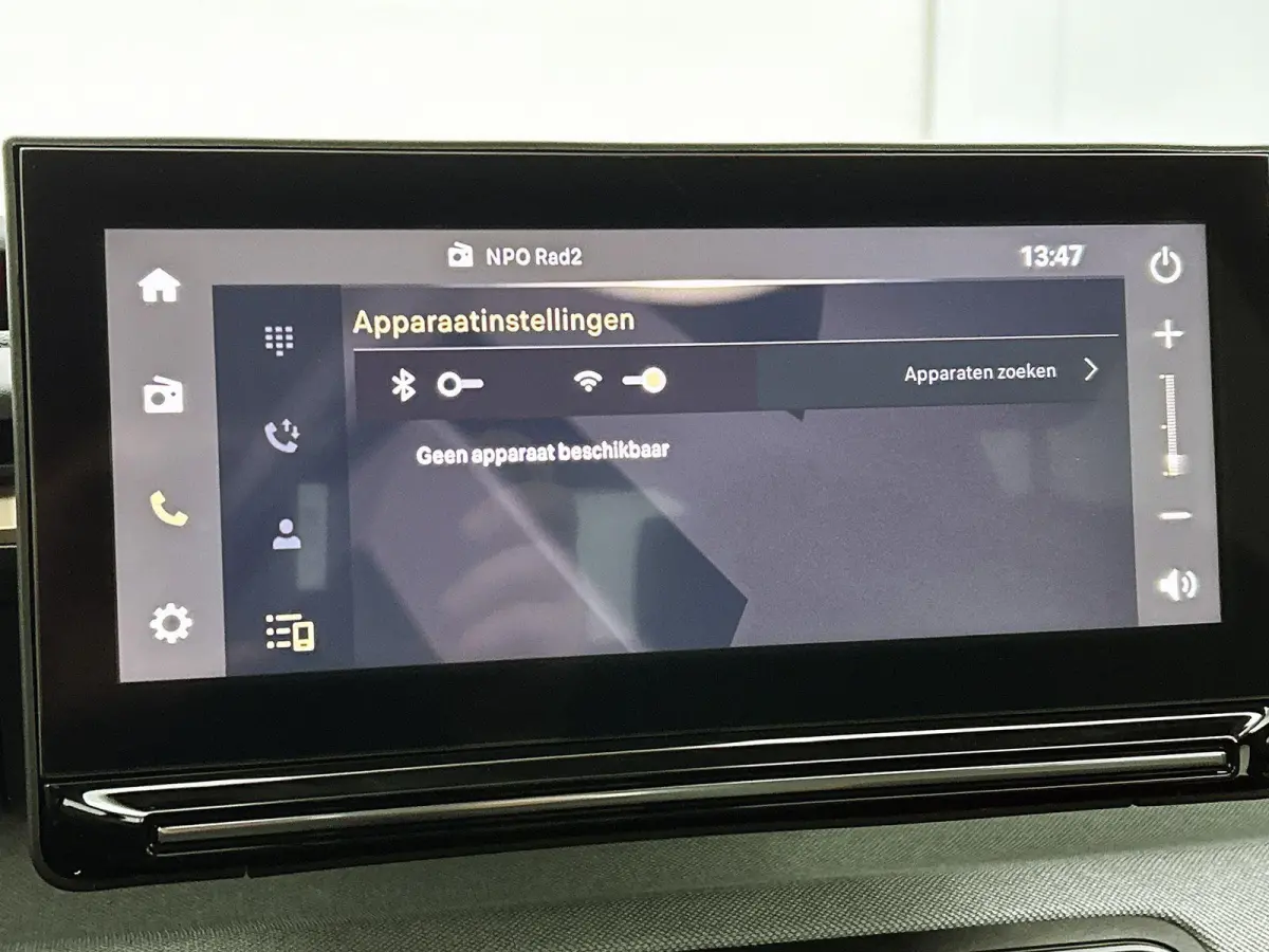 SUV Plus Hybrid 145pk Automaat | Zeer lage kilometerstand! | Navigatie via draadloze Apple Carplay / Android Auto | Achteruitrijcamera | Climate Control | Cruise Control | Parkeersensoren | 