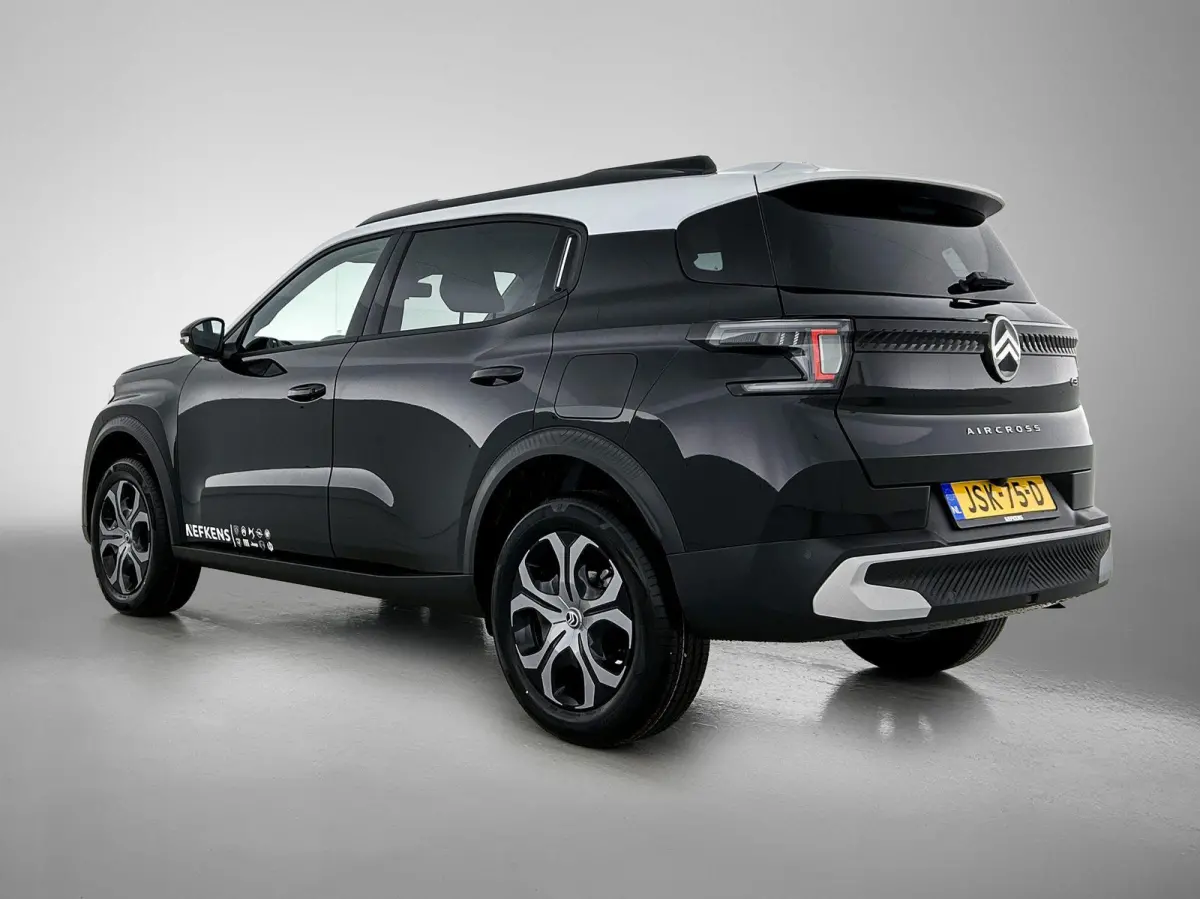 SUV Plus Hybrid 145pk Automaat | Zeer lage kilometerstand! | Navigatie via draadloze Apple Carplay / Android Auto | Achteruitrijcamera | Climate Control | Cruise Control | Parkeersensoren | 