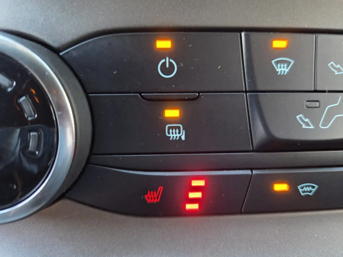 2.0 TDCI Automaat Trend Airco Cruisecontrol Navi Trekhaak Verwarmde stoel