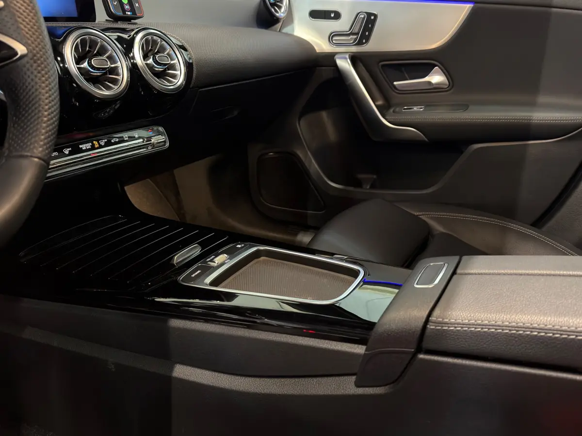 250 e Star Edition AMG Line Plus | PANO | HUD | 360 CAMERA | TREKHAAK | VOL OPTIES!