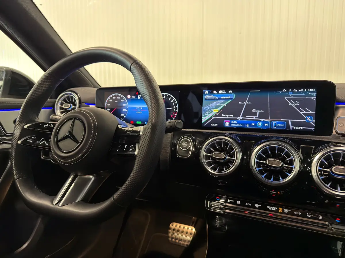 250 e Star Edition AMG Line Plus | PANO | HUD | 360 CAMERA | TREKHAAK | VOL OPTIES!