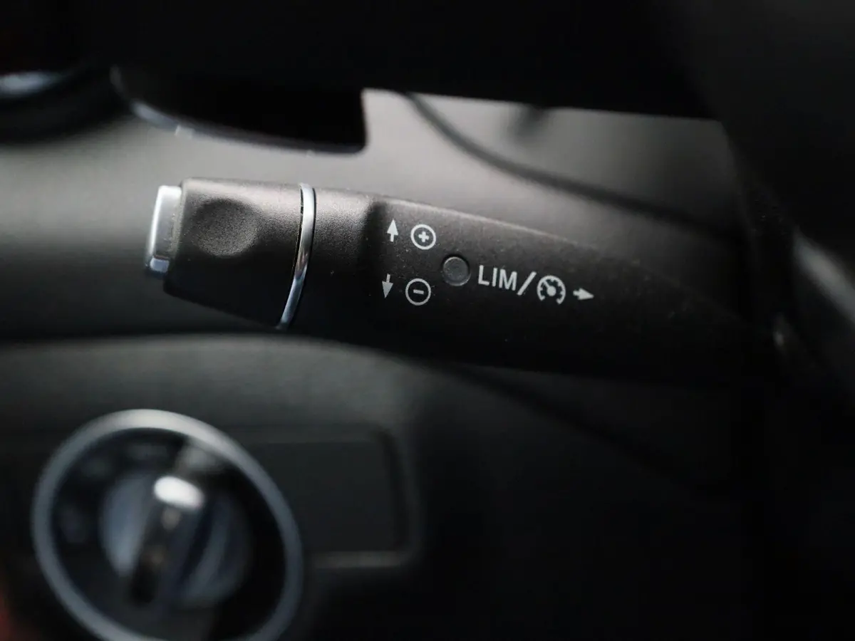 180 Business Solution AMG | Automaat | Panoramadak | Stoelverwarming | Camera  |