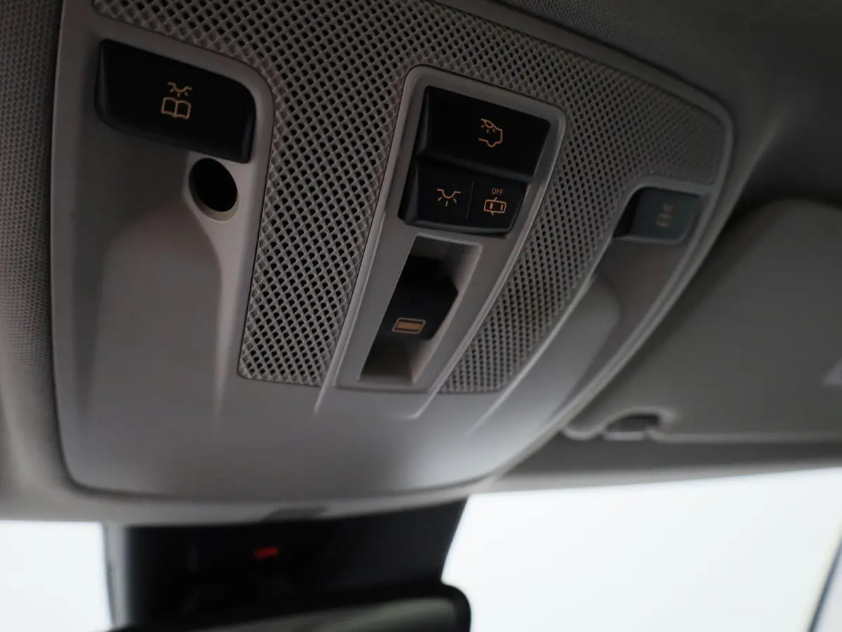 180 Business Solution AMG | Automaat | Panoramadak | Stoelverwarming | Camera  |