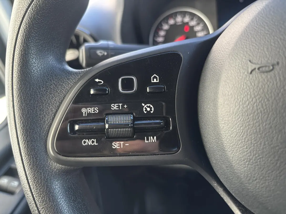 314 2.2 CDI L2H2*AUTOM.*ECC*CRUISE*CAM*3PERS.*