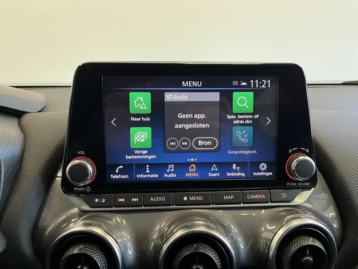 1.0 DIG-T 114pk Automaat Business Edition Navigatie Apple Carplay/ Android Auto Camera Cruise Control Parkeersensoren achter Airco