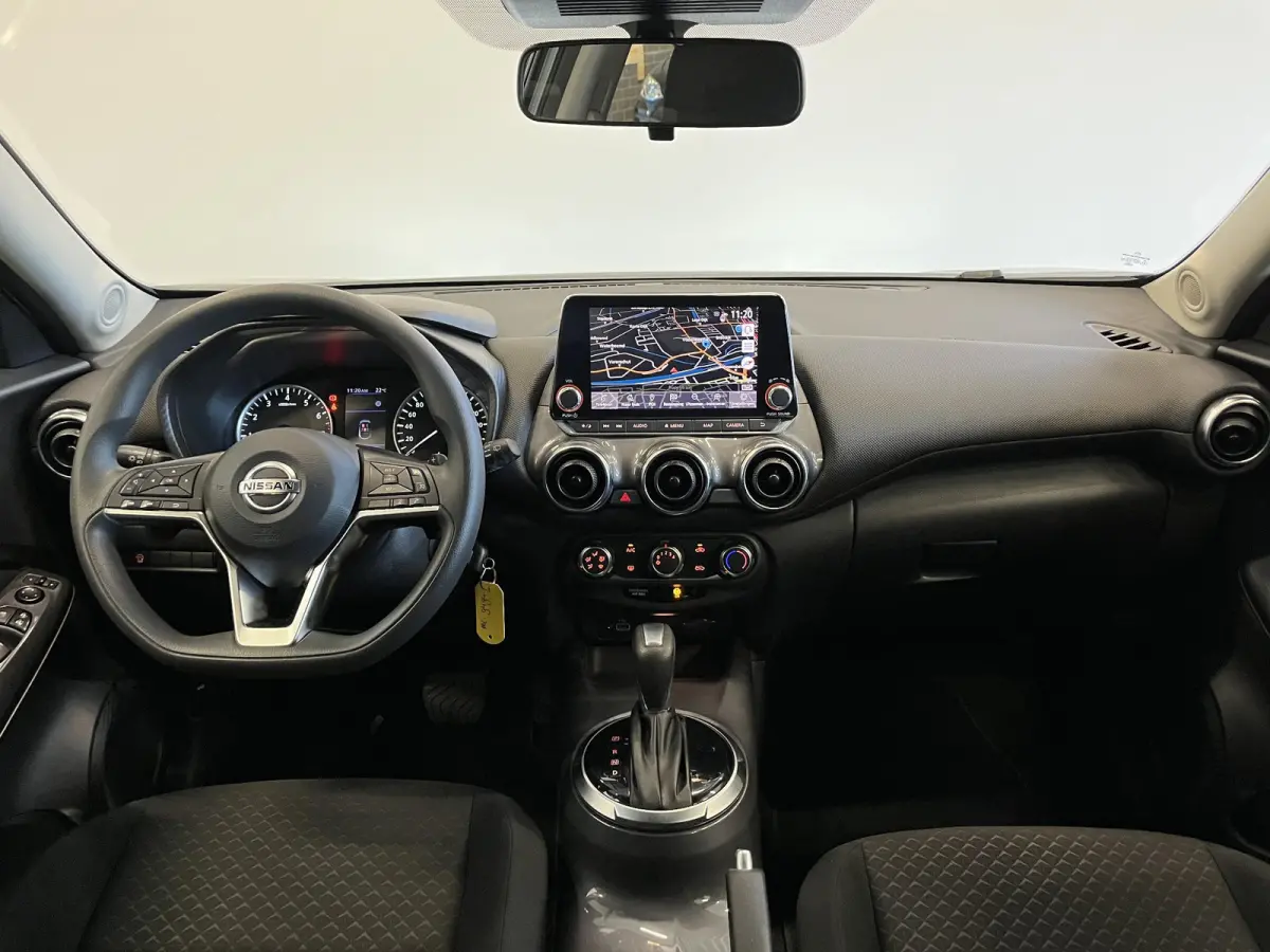 1.0 DIG-T 114pk Automaat Business Edition Navigatie Apple Carplay/ Android Auto Camera Cruise Control Parkeersensoren achter Airco