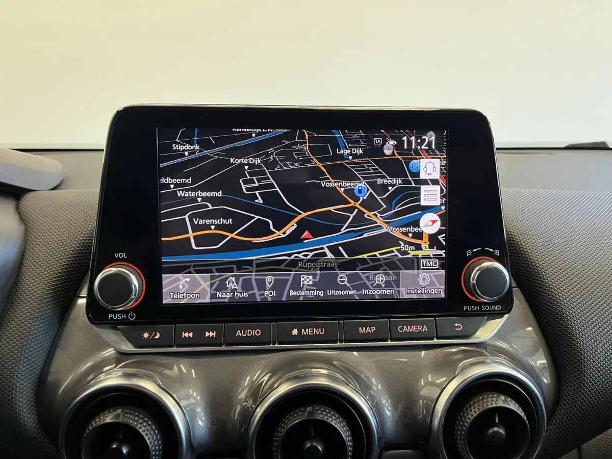 1.0 DIG-T 114pk Automaat Business Edition Navigatie Apple Carplay/ Android Auto Camera Cruise Control Parkeersensoren achter Airco