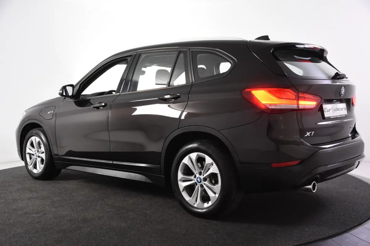 xDrive25e *1ste eigenaar*Navigatie*PDC*Standkachel*