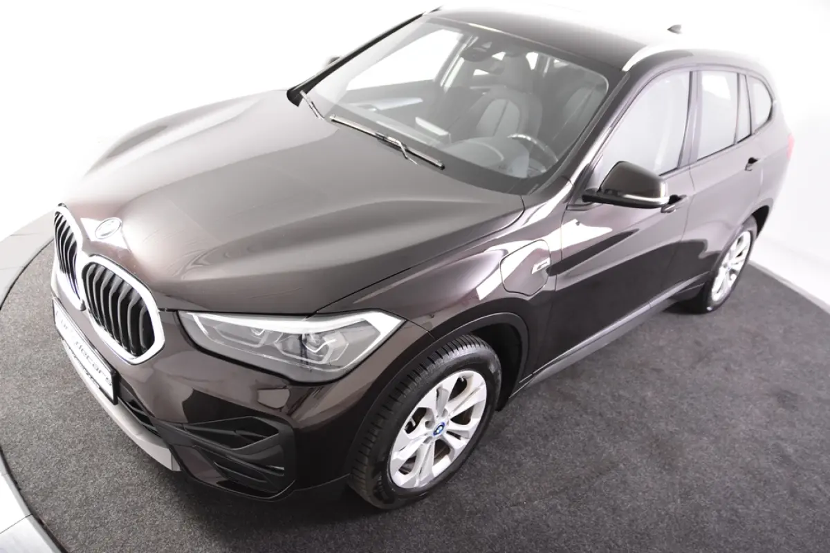 xDrive25e *1ste eigenaar*Navigatie*PDC*Standkachel*