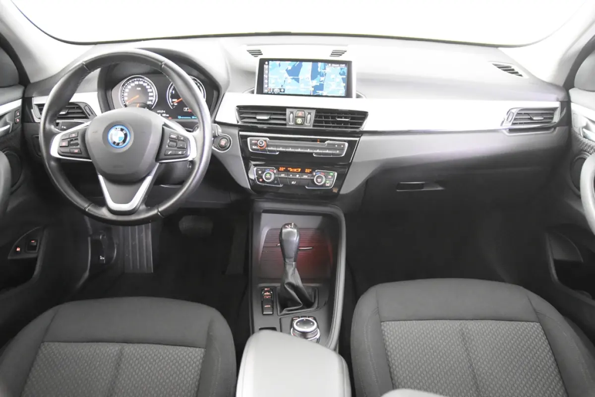 xDrive25e *1ste eigenaar*Navigatie*PDC*Standkachel*