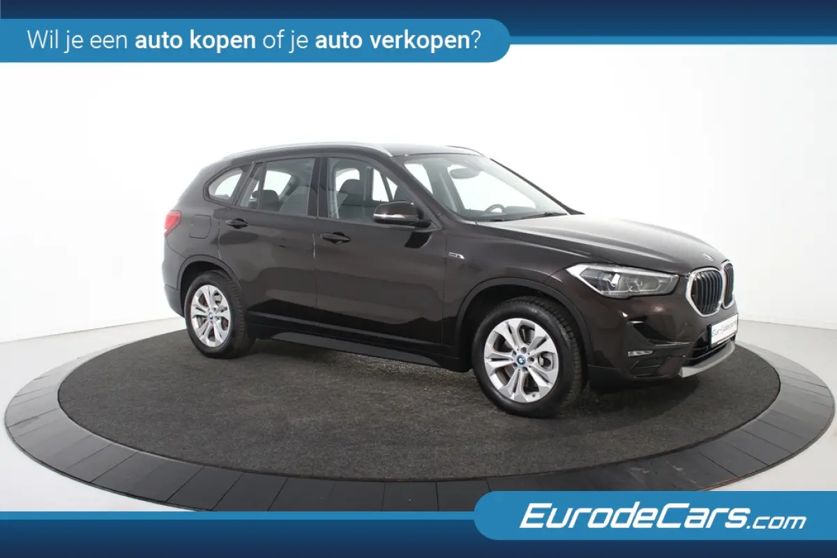 xDrive25e *1ste eigenaar*Navigatie*PDC*Standkachel*
