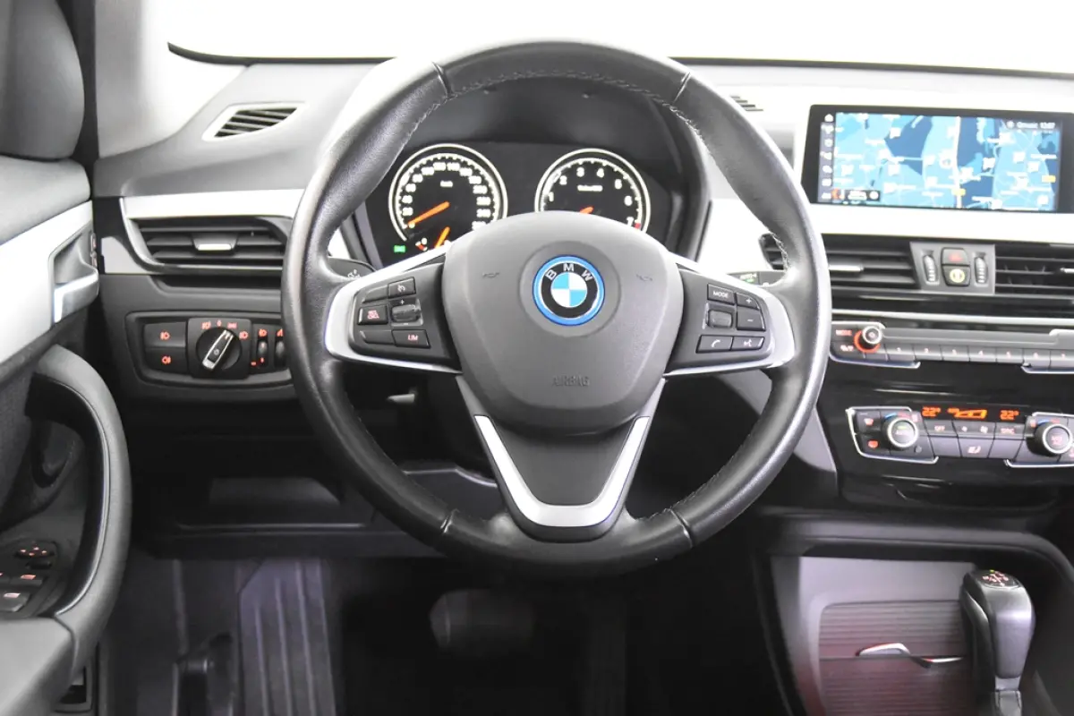 xDrive25e *1ste eigenaar*Navigatie*PDC*Standkachel*