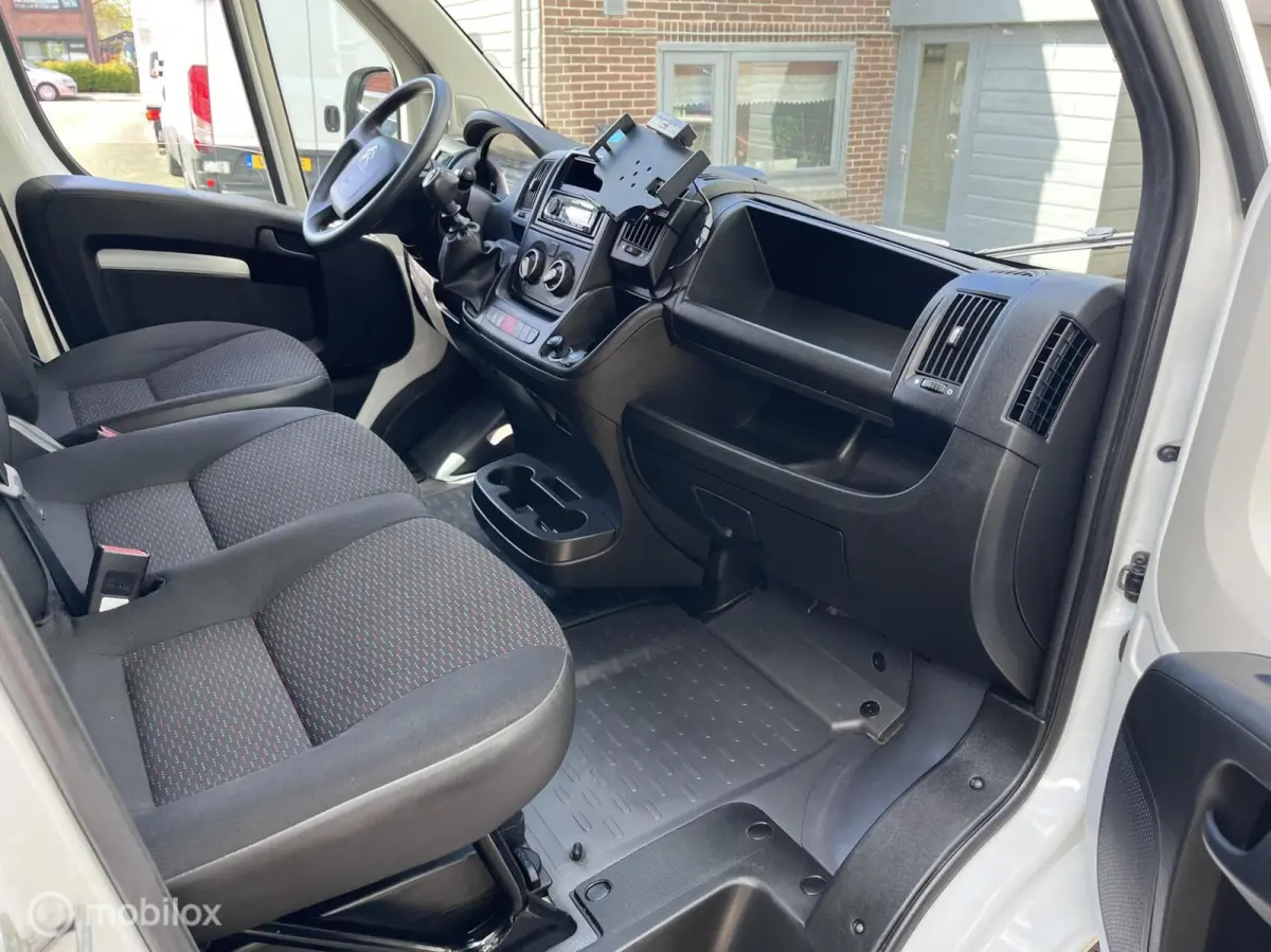 33 2.2 BlueHDi 120 L2H2 Control Economy
