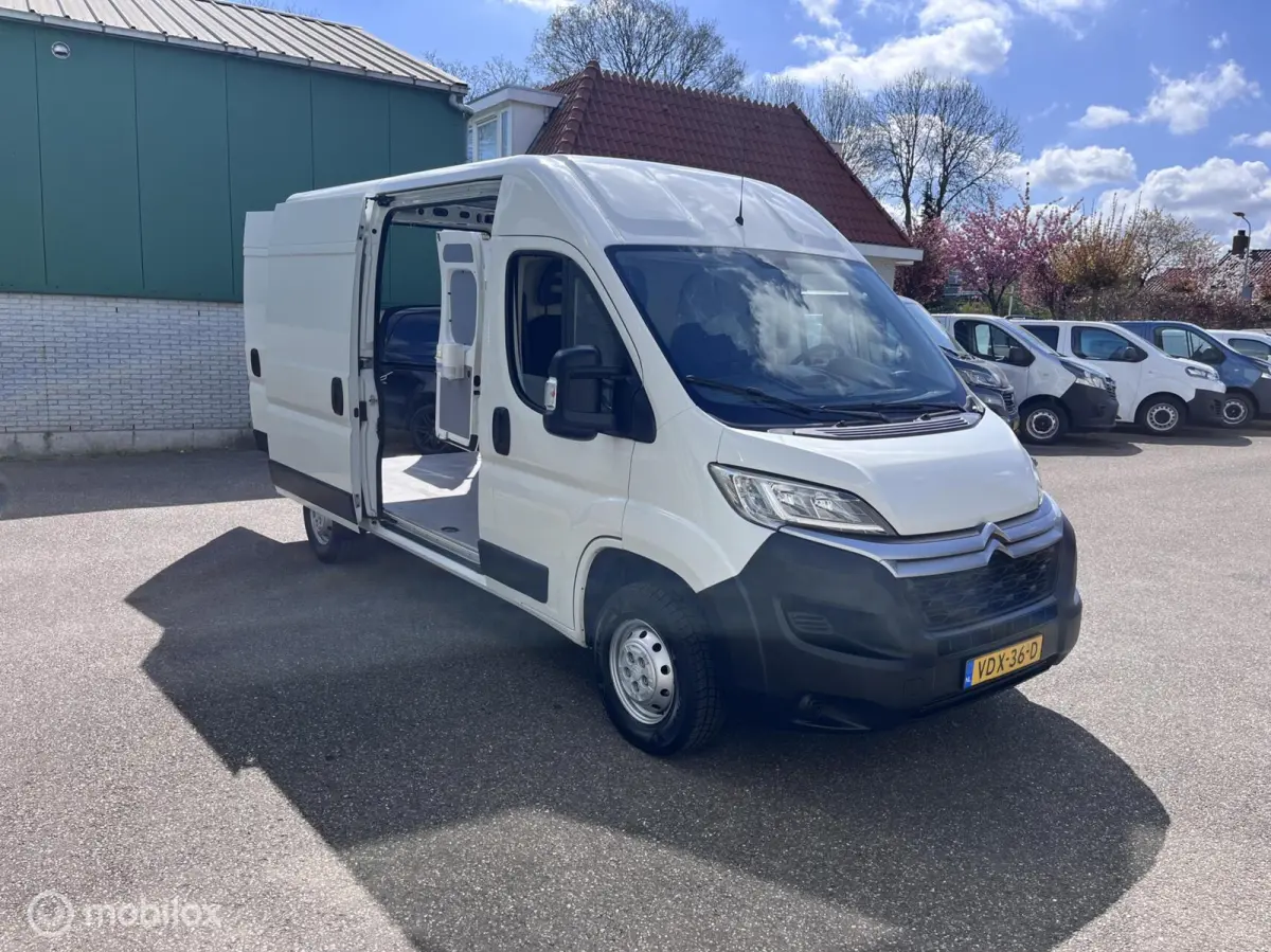 33 2.2 BlueHDi 120 L2H2 Control Economy