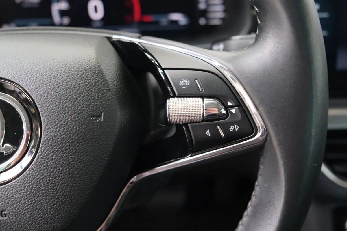 1.5 TSI ACT Business Edition Automaat - N.A.P. Airco, Camera, Cruise, Virtual Display, PDC.