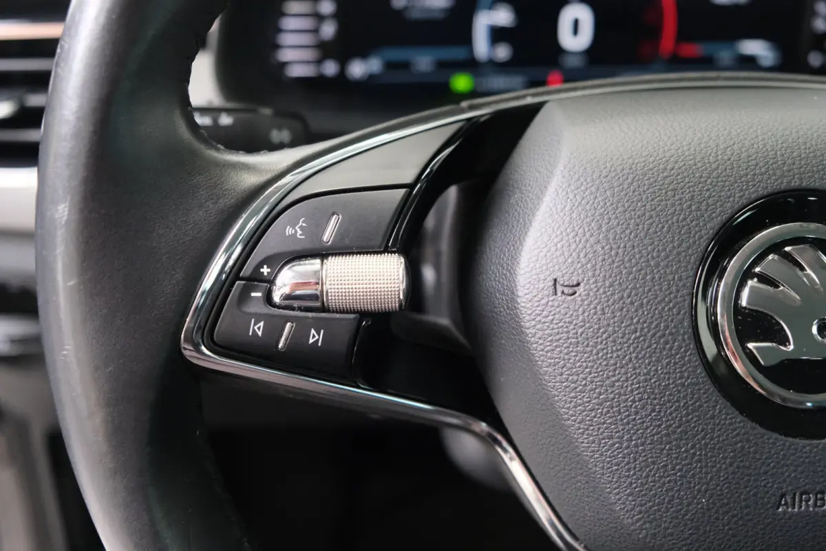 1.5 TSI ACT Business Edition Automaat - N.A.P. Airco, Camera, Cruise, Virtual Display, PDC.