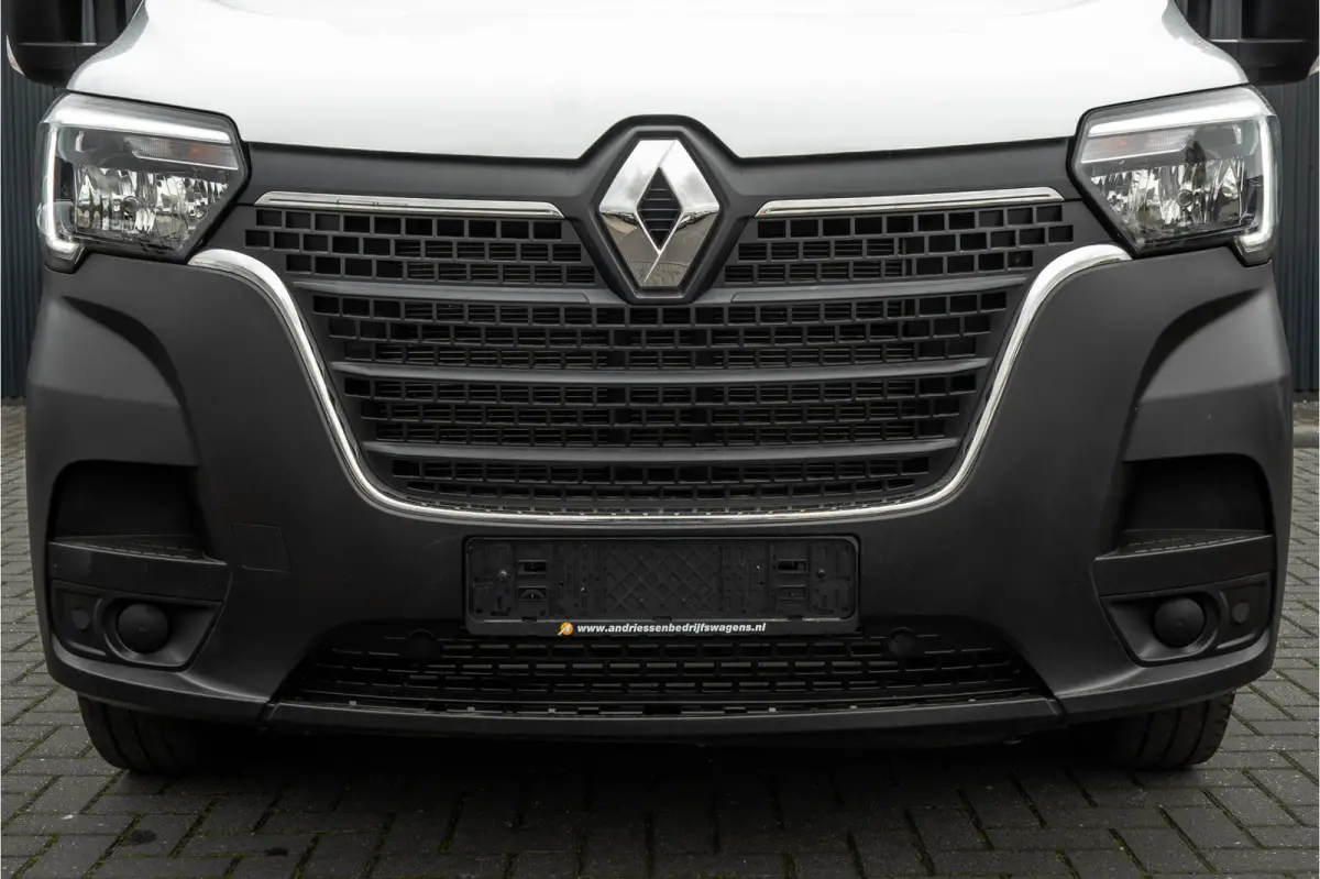2.3dCi 146PK | Bakwagen met Laadklep | LED | Carplay | Camera | Cruise