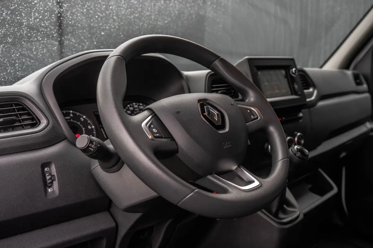 2.3dCi 146PK | Bakwagen met Laadklep | LED | Carplay | Camera | Cruise