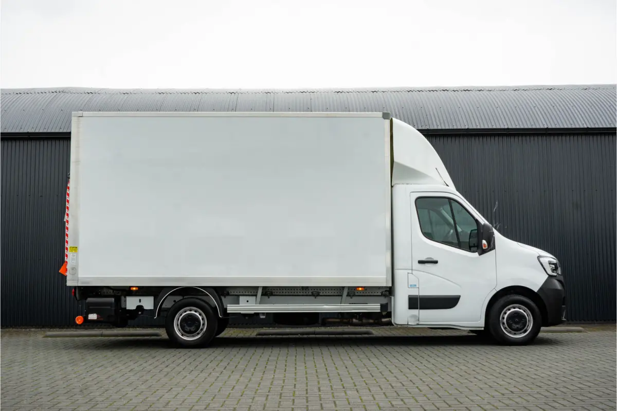 2.3dCi 146PK | Bakwagen met Laadklep | LED | Carplay | Camera | Cruise