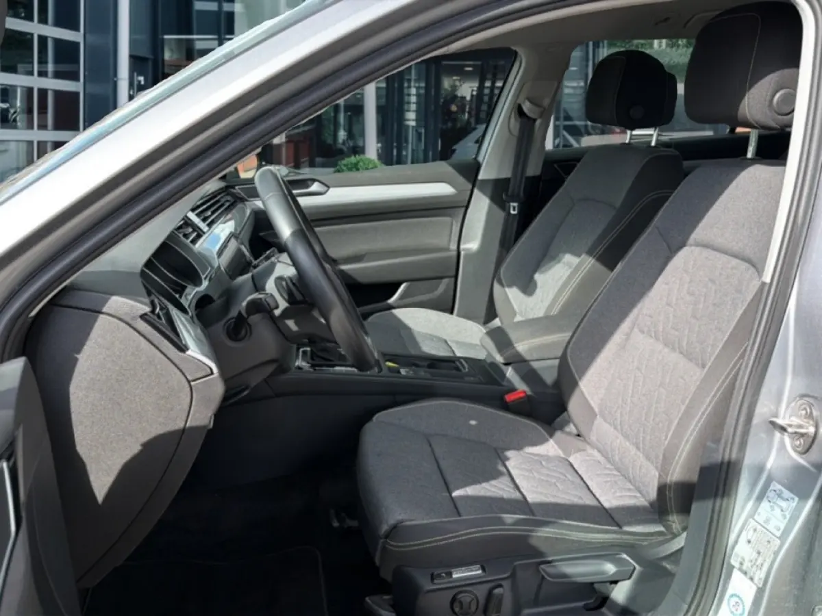 2.0 TDI BUSINESS TREKHAAK/CAMERA/ELEK-KLEP/IQ/ACC/STOEL+STUURVERW