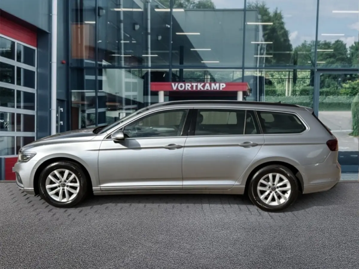 2.0 TDI BUSINESS TREKHAAK/CAMERA/ELEK-KLEP/IQ/ACC/STOEL+STUURVERW