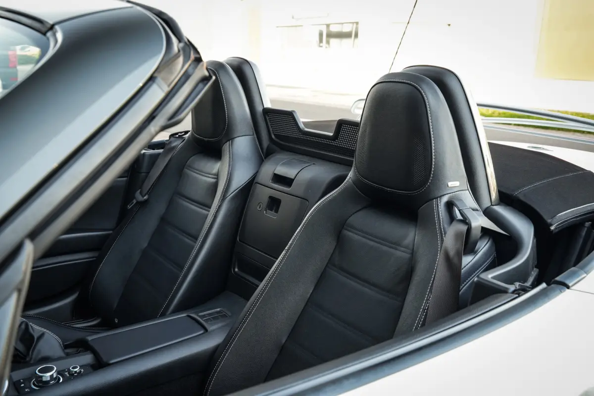 1.4 MultiAir Turbo Automaat | Navigatie | Parelmoer Lak | Bagagerek | Camera | DAB+ | Leder | LED |