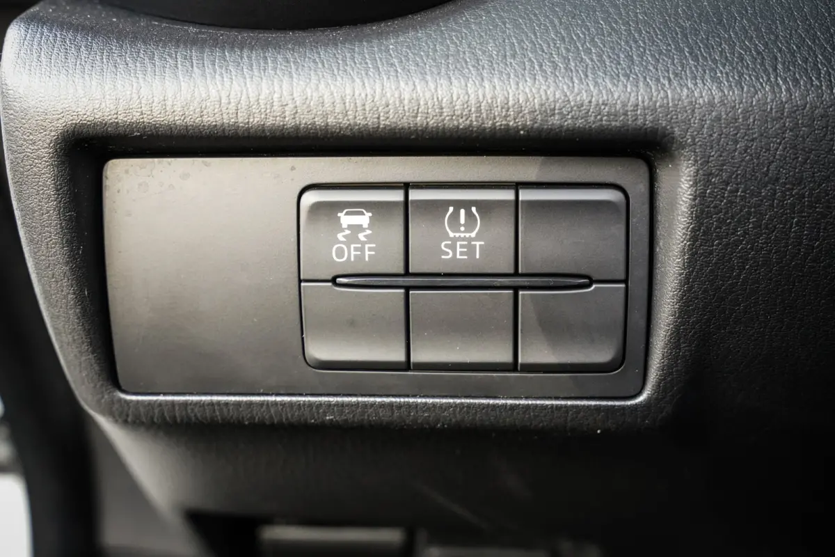 1.4 MultiAir Turbo Automaat | Navigatie | Parelmoer Lak | Bagagerek | Camera | DAB+ | Leder | LED |
