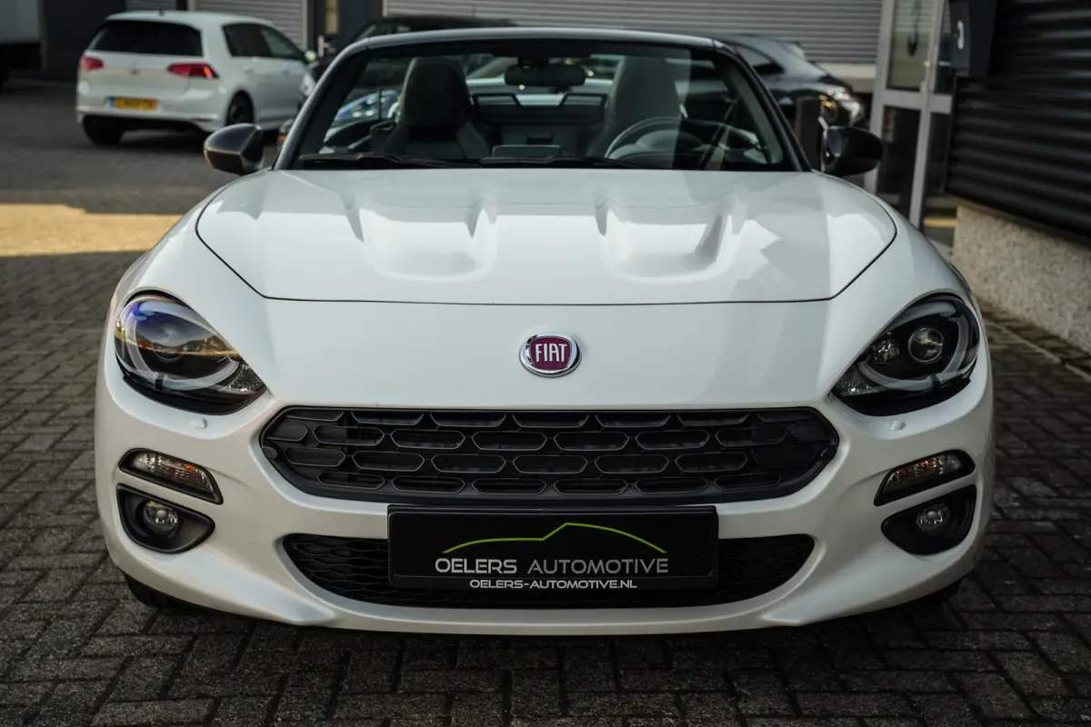 1.4 MultiAir Turbo Automaat | Navigatie | Parelmoer Lak | Bagagerek | Camera | DAB+ | Leder | LED |