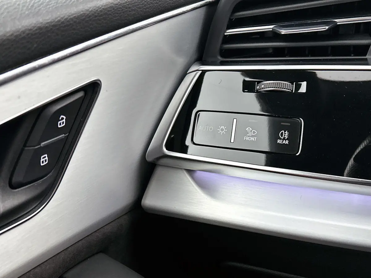 55 TFSI e quattro Pro Line S 381 PK | S-line | Automaat | Navigatie | Panoramadak | Audi soundsystem | Cruise Control | Stoelverwarming | Virtual Cockpit | LED | Lichtmetalen velgen | Privac