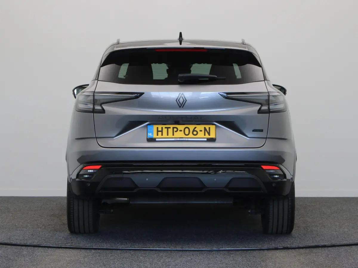 Full hybrid 200pk iconic esprit Alpine | Facelift | Stoel- en stuurwielwarming | Elek. bedienbare stoelen |