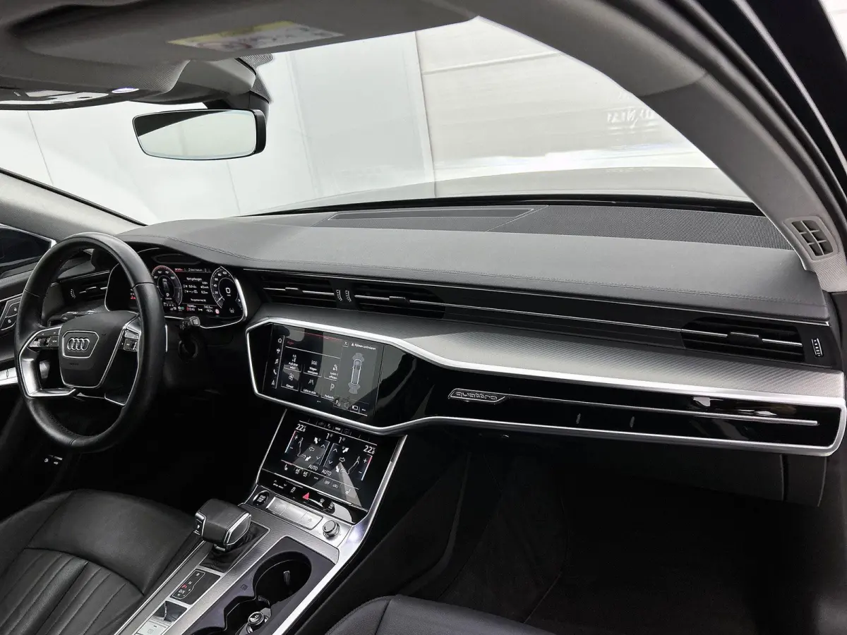 50 TFSI e quattro S edition 299 PK | Automaat | Trekhaak | Stoelverwarming | Elektrische stoelen met geheugen functie | Adaptive Cruise Control | Dodehoek detectie | Camera | Climate Control