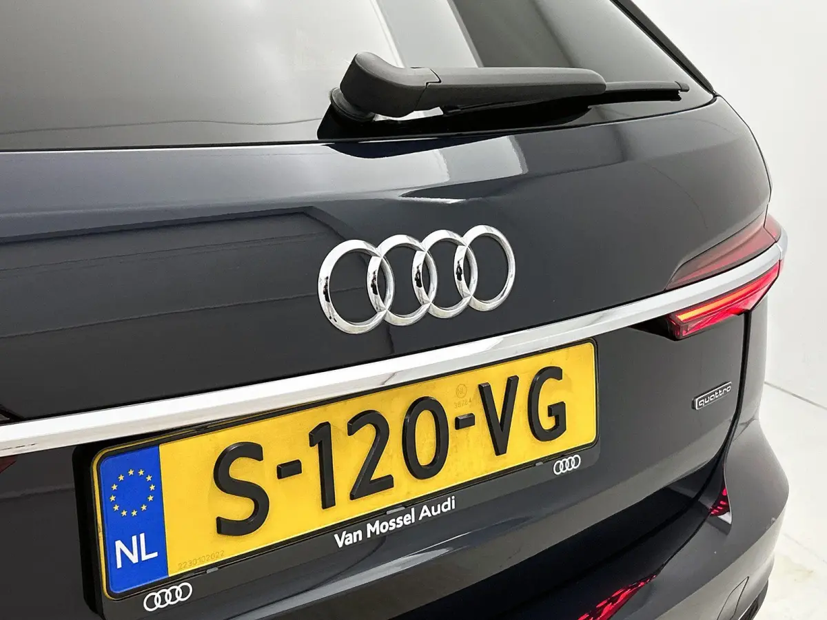 50 TFSI e quattro S edition 299 PK | Automaat | Trekhaak | Stoelverwarming | Elektrische stoelen met geheugen functie | Adaptive Cruise Control | Dodehoek detectie | Camera | Climate Control