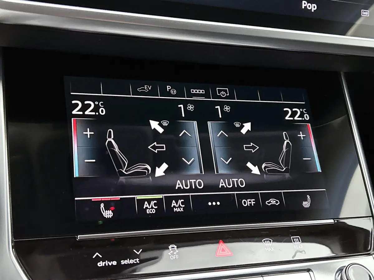 50 TFSI e quattro S edition 299 PK | Automaat | Trekhaak | Stoelverwarming | Elektrische stoelen met geheugen functie | Adaptive Cruise Control | Dodehoek detectie | Camera | Climate Control