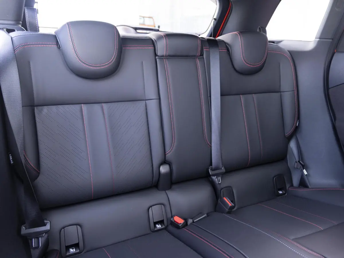 E John Cooper Works XL-pakket SoH 100% + Trekhaak + Elektrisch verstelbare stoelen + Glazen panorama dak + Stuur & Stoelverwarming + Harman Kardon
