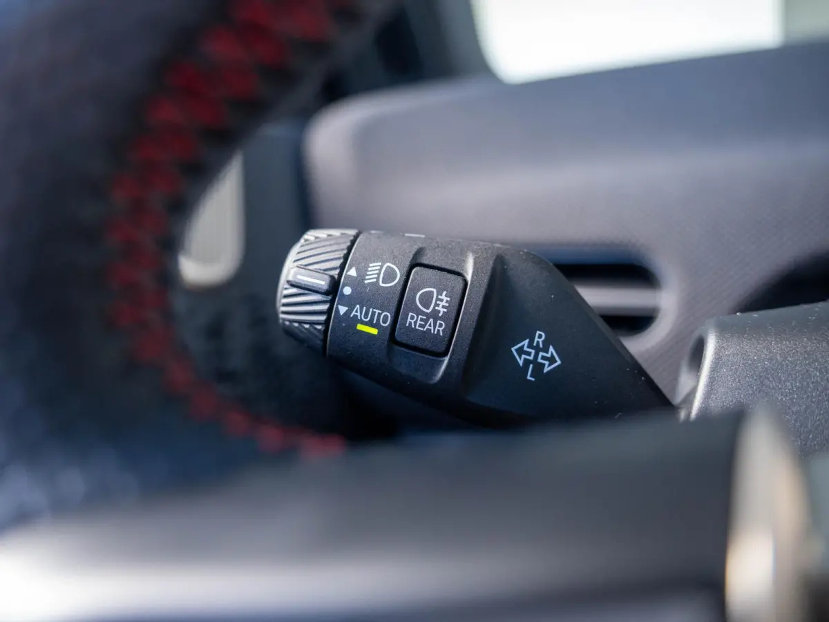 Cooper E John Cooper Works XL-Pakket SoH 98% | + Elektrisch verstelbare stoelen + | Stuur & Stoelverwarming + Driving Assistent plus + Harman Kardon