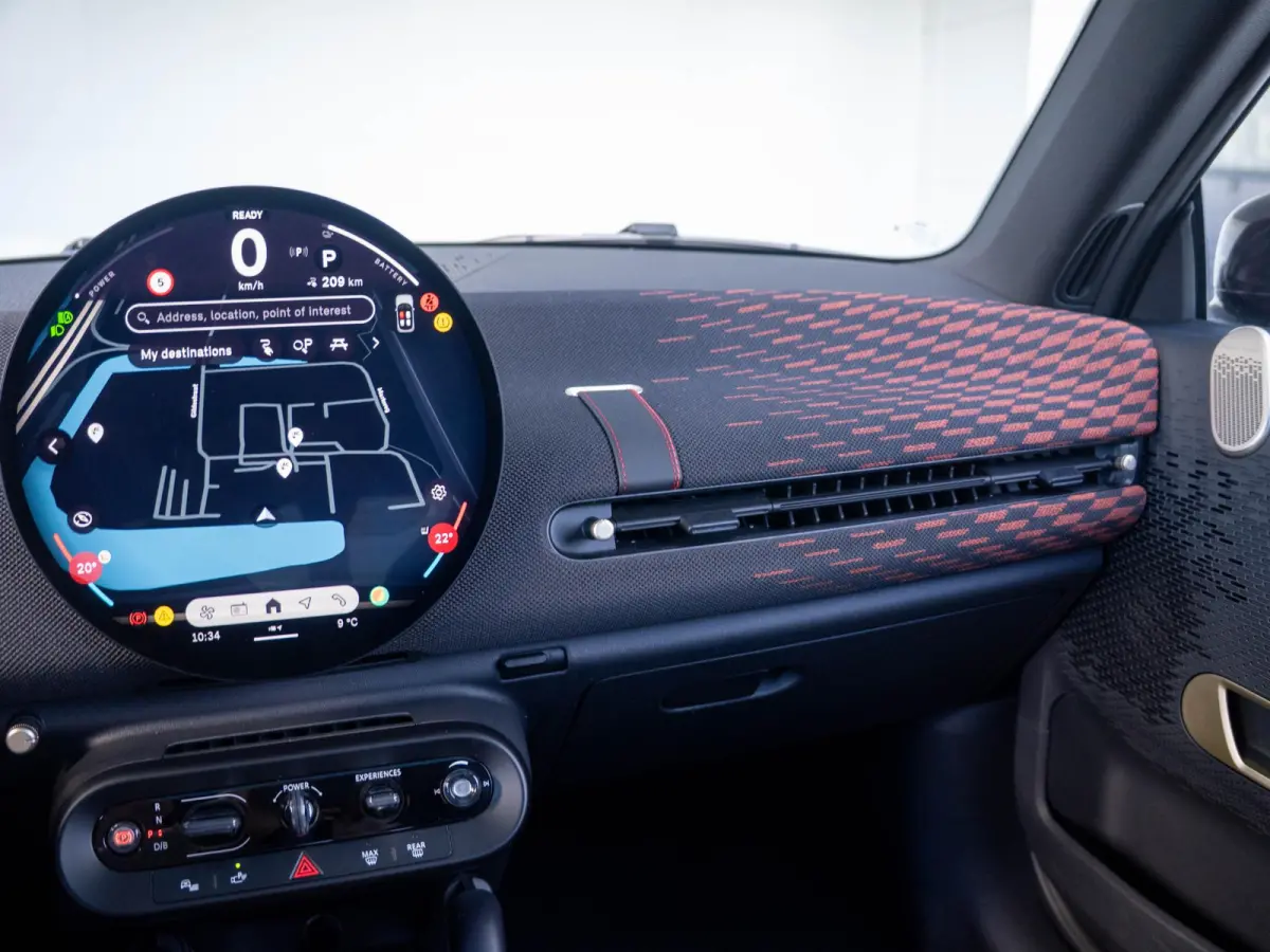 Cooper E John Cooper Works XL-Pakket SoH 98% | + Elektrisch verstelbare stoelen + | Stuur & Stoelverwarming + Driving Assistent plus + Harman Kardon
