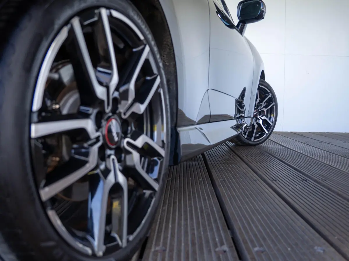 Cooper E John Cooper Works XL-Pakket SoH 98% | + Elektrisch verstelbare stoelen + | Stuur & Stoelverwarming + Driving Assistent plus + Harman Kardon