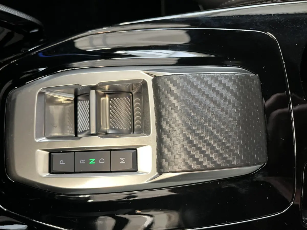 1.2 Hybrid 110 e-DCS6 GT Vision en navigation pack, Drive assist plus pack, Gris Selenium metaallak.