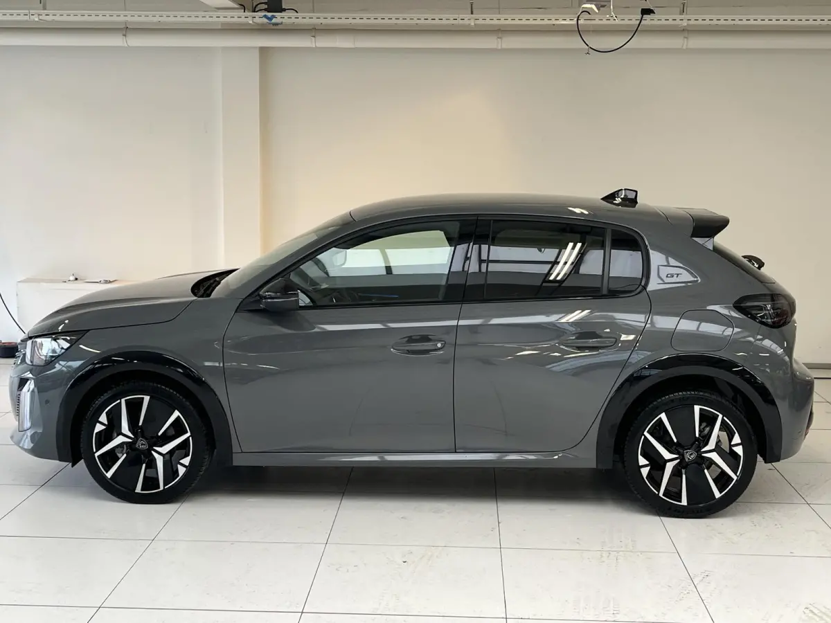 1.2 Hybrid 110 e-DCS6 GT Vision en navigation pack, Drive assist plus pack, Gris Selenium metaallak.