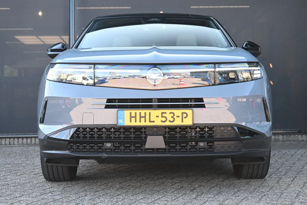 1.2 Turbo Hybrid GS 145pk | HeadUp-Display | Stuur/Stoelverwarming | 360 Camera | Adaptive Cruise | Navigatie | !!