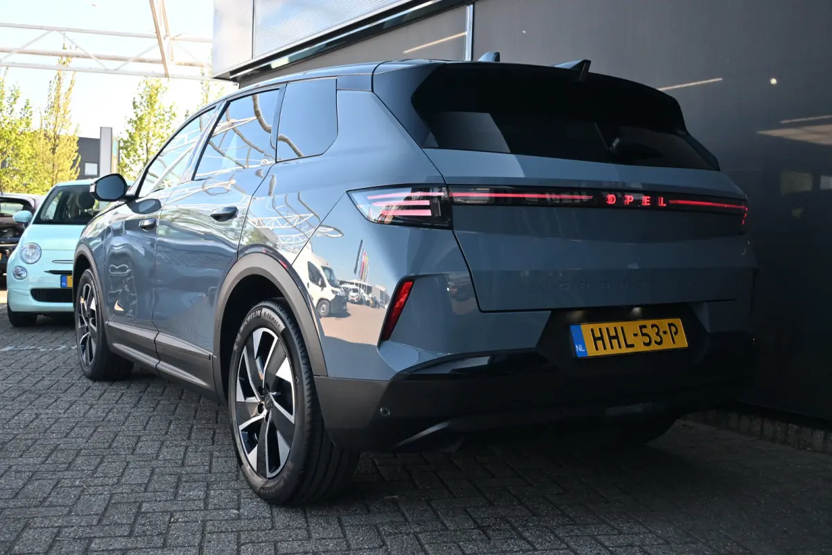 1.2 Turbo Hybrid GS 145pk | HeadUp-Display | Stuur/Stoelverwarming | 360 Camera | Adaptive Cruise | Navigatie | !!