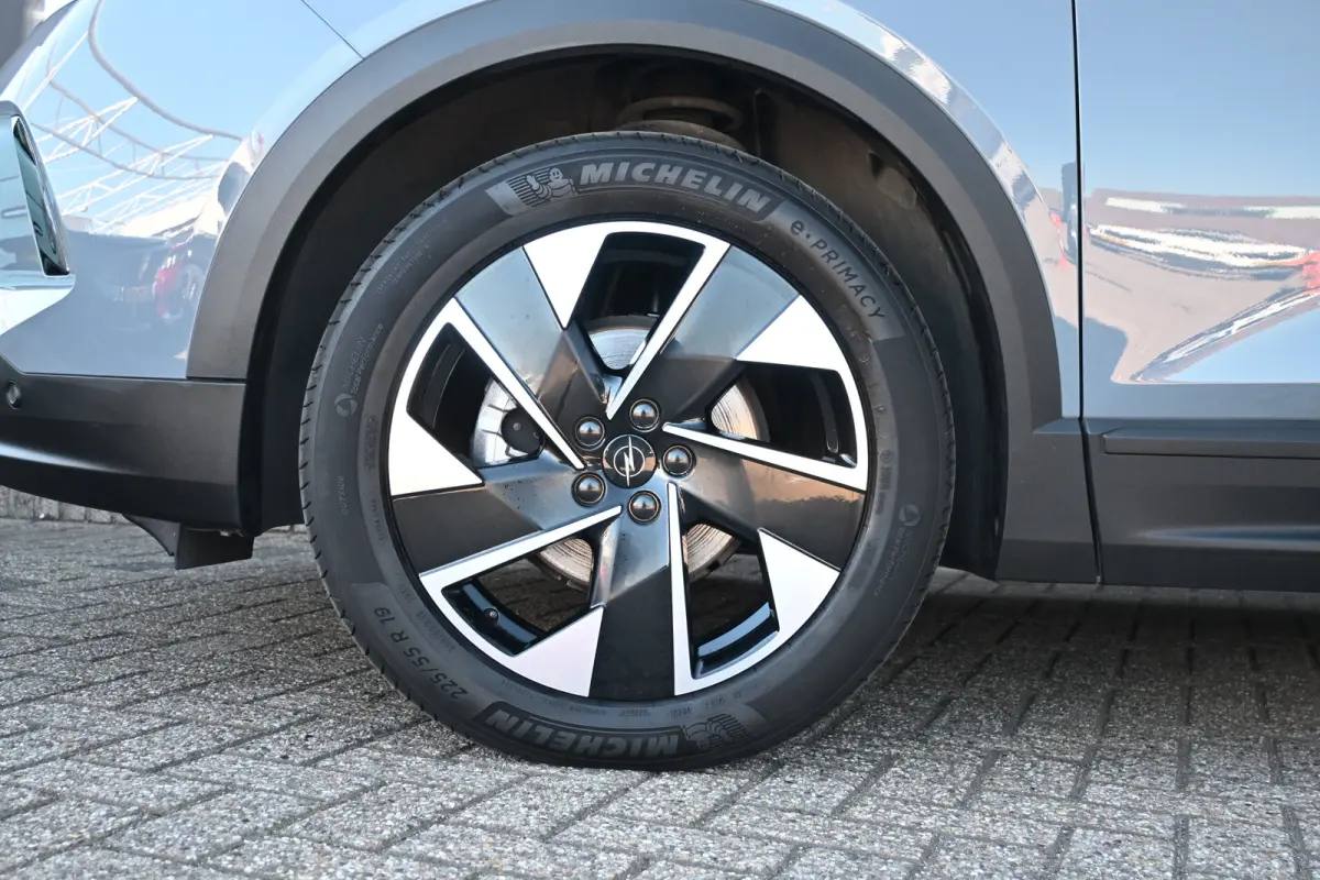 1.2 Turbo Hybrid GS 145pk | HeadUp-Display | Stuur/Stoelverwarming | 360 Camera | Adaptive Cruise | Navigatie | !!