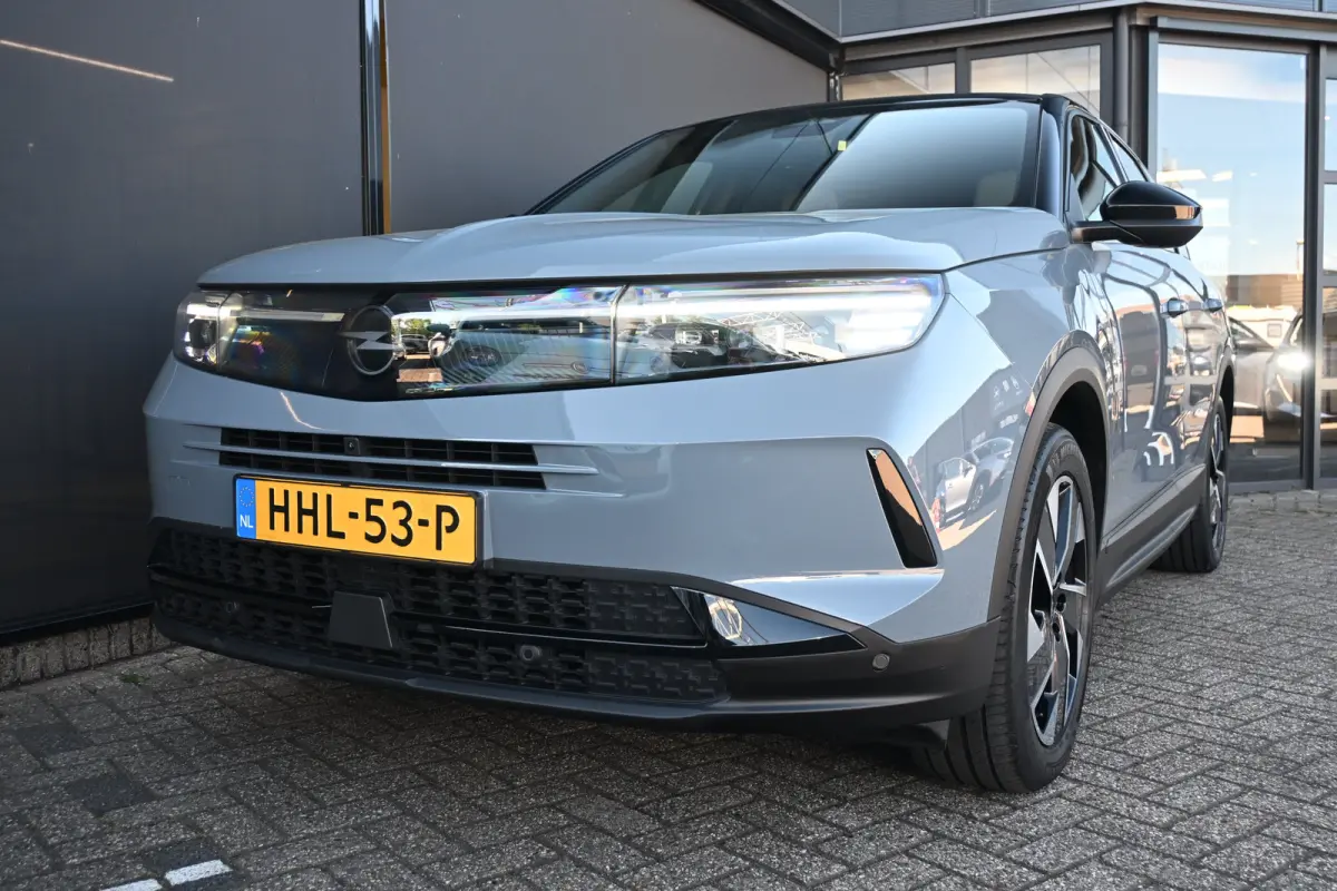 1.2 Turbo Hybrid GS 145pk | HeadUp-Display | Stuur/Stoelverwarming | 360 Camera | Adaptive Cruise | Navigatie | !!