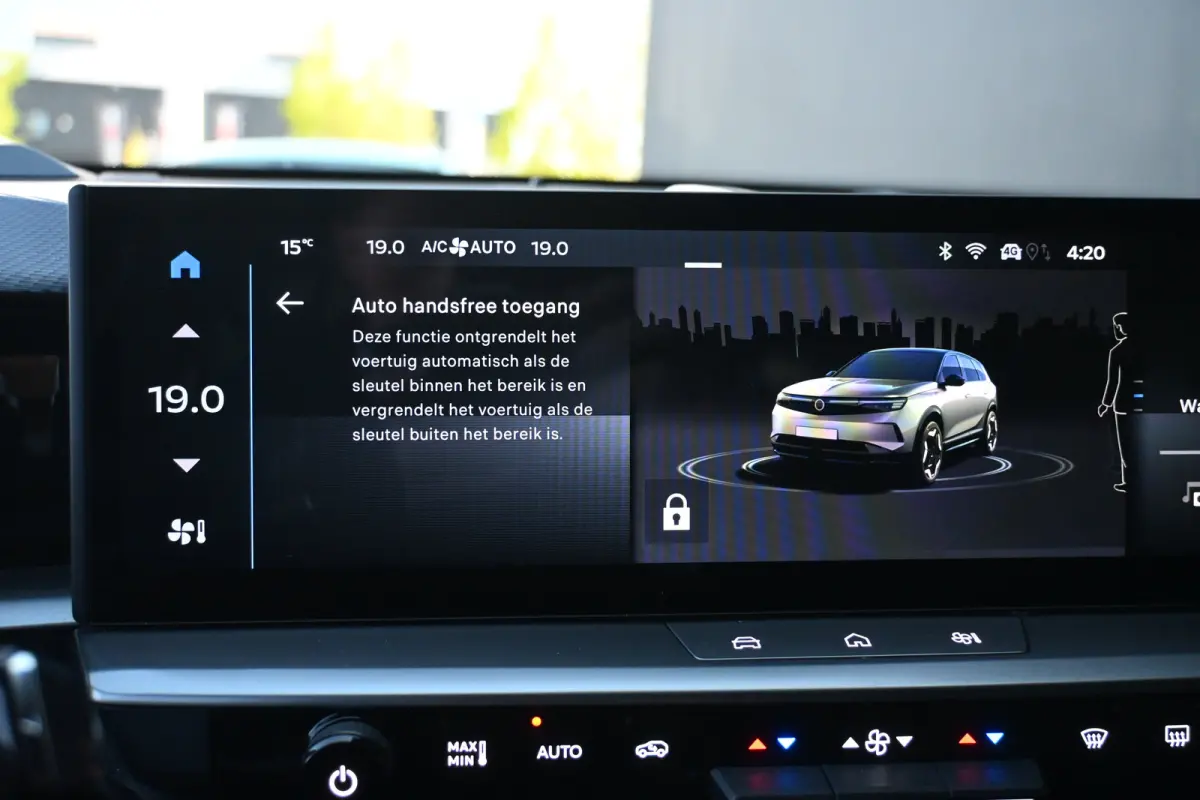 1.2 Turbo Hybrid GS 145pk | HeadUp-Display | Stuur/Stoelverwarming | 360 Camera | Adaptive Cruise | Navigatie | !!